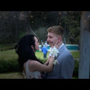 Meet your Posher, Adrienne